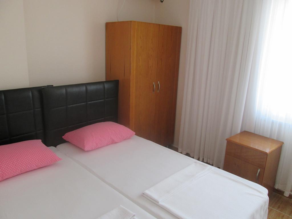 Avsa Cane Motel Türkeli Bagian luar foto